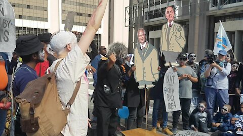 SOUTH AFRICA - Cape Town - Guerilla Zombie March by Reclaim the City and the Yes Men (Video) (y86)