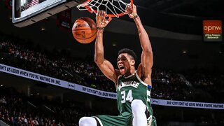 GIANNIS ANTETOKOUNMPO DUNKS ALL OVER HOUSTON ROCKET