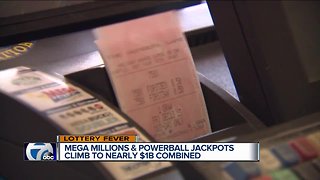Mega Millions, Powerball combined jackpots worth nearly $1 billion