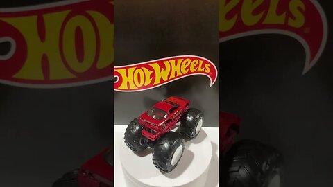 Hot Wheels Monster Trucks: The Mirror-Wheeled Monster Vette Unleashed