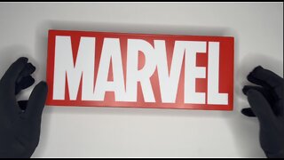Marvel logo light unboxing