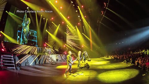 JULIE'S ROCK BLOCK: Def Leppard LIVE in Las Vegas!