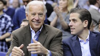 Former CIA Officers See Signs of Russia In Hunter Biden Laptop Story