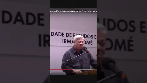 Divulgador afirma que Chico Xavier teria atestado a "elevação" do ilusionista Sai Baba