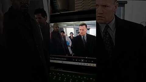 The 6th Day (2000) Arnold Schwarzenegger, Tony Goldwyn, Robert Duvall, Michael Rooker #moviereview