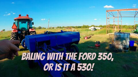 Square baling with the old Ford 350/530 square baler - 2022!