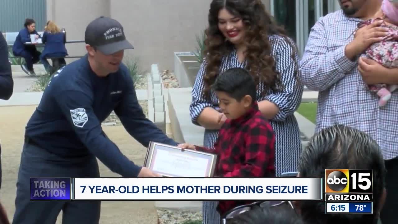 Seven-year-old Phoenix boy helps save mother during seizure