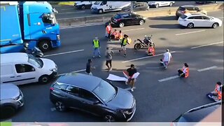 Should US drivers be more bold when it comes to highway blocking protesters?