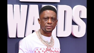 Fan Asks Boosie to Sign his Grandmother's Underwear!