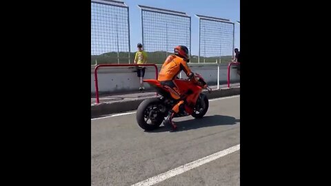 andi_burgschachner soon new onboard video with the KTM RC8C 🧡
