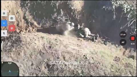 Combat footage : Close range trench battle captured by drone