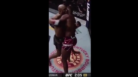 KAMARU USMAN TAKEN DOWN BY LEON EDWARDS (FIRST TIME)