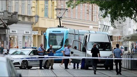 U Jurišićevoj ulici urušio se zid zgrade i oštetio električne vodove