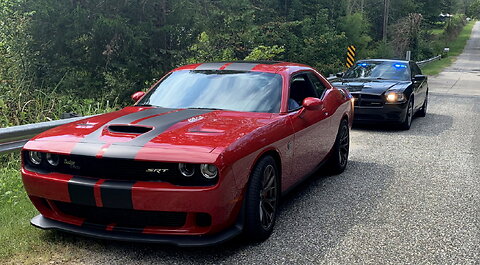 Dodge Hellcat 1/4 Mile & View 1080p