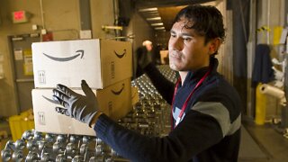 Amazon Easing Mask Mandates For Warehouse Workers