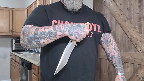 THE MORRIGAN PROTOTYPE KNIFE REVIEW!!! CALVIN RICHARDSON/ CARNIVORA TOOLS 🔥