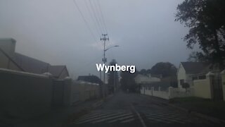 SOUTH AFRICA - Cape Town - Cape of Storms: trees uprooted in Wynberg (Video) (CCh)