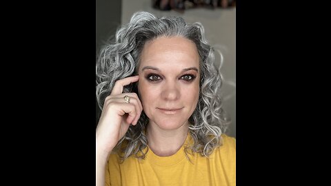 Mature Skin Makeup: Nailing the Contour & Highlight in Only 5 Minutes