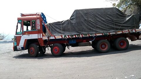 Heavy LoadAshok Leyland Lorry Turning on 9/27 Hairpin Bend Road Dhimbam Hills|Onlineanand | Erode-34