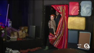 'RagTag: A Circus in Stitches' brings gravity-defying aerialists and jugglers to Cleveland Heights