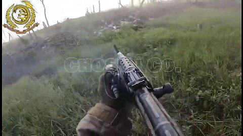 Ukranian soldiers storming Russian trenches