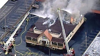 Fire at Lakes Grille in Clarkston