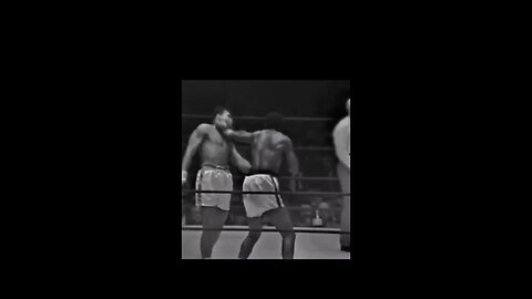 Muhammad Ali trained his brain to build Confidence like this