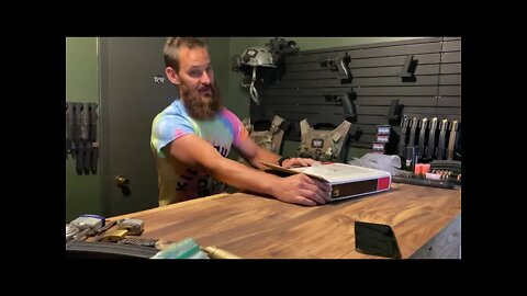 Unboxing My Defkon3 Glock34