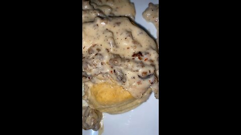 New video tomorrow I’ll‼️Great value kitchen. Biscuits and gravy!🤣 #fastfood #breakfast #