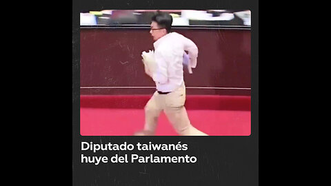Diputado taiwanés roba un proyecto de ley y huye del Parlamento