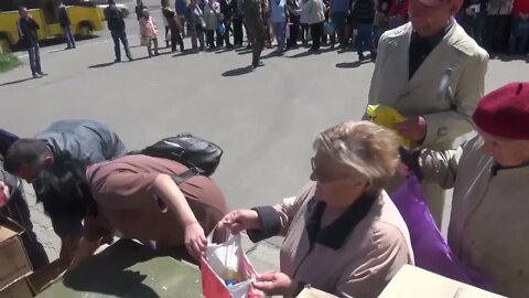 Russia Deliver More than 10 Tonnes Of Humanitarian Aid Everyday To The Residential Areas Of Kherson