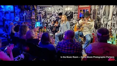 Crystal & Will Yates w/Matt Hillyer - "Raining In Amarillo" In The Music Room 2022 Single