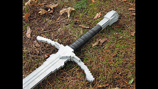 LEGO Glamdring Strength Test (Sword Replica from The Lord of the Rings)