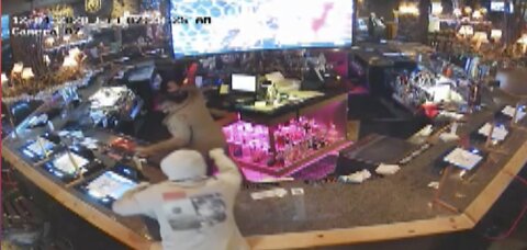 RAW VIDEO: Gun robbery at The Lodge Hualapai on Dec. 4 2020