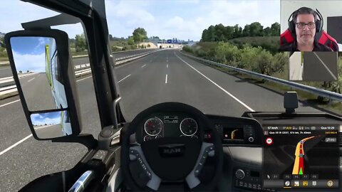 EURO TRUCK SIMULATOR 2 #8 19 TONOLADAS DE FEIJÃO DE SEVILHA PARA O PORTO ISSO É QUE VAI SER COMER F