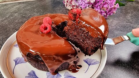 Amazing cake with just 4 ingredients! Gluten free, sugar free, No eggs!