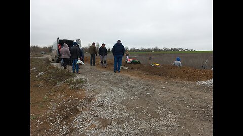 Debunking Latest Mariupol Mass Grave Hoax, By Actually Going to the Cemeteries in Question