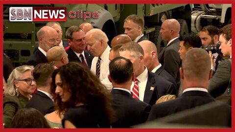 Joe Biden Mingles With Maskless People as His Admin Pushes for Mask Mandates - 2746