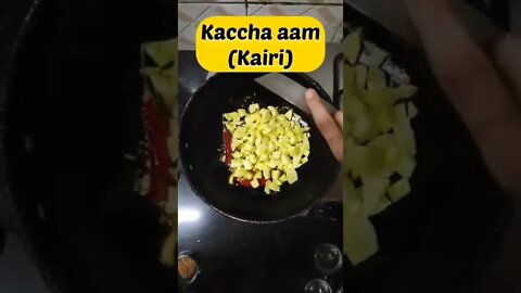 Kairi ki chutney (Kaccha Aam) #shorts #ytshorts #recipe #kairi #spicy #chutney