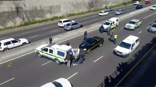 Suspects arrested on Cape Town N2 highway