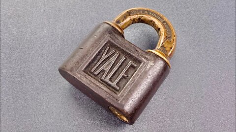 [1229] The Secret To Picking This 115-Year Old Yale Padlock