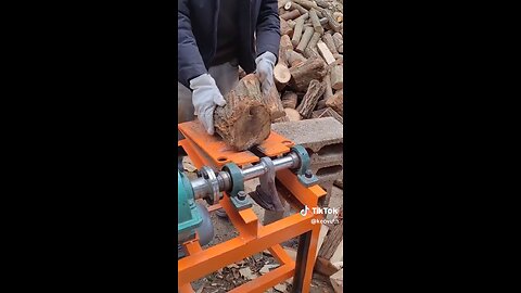 wood cutting machine