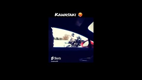 Bugatti versus Kawasaki 🥵🥵￼