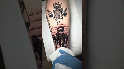 Creative And Unique Graffiti Tattoo