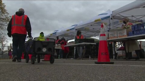 We Don't Waste hosts free drive-thru market at Dicks Sporting Goods Park