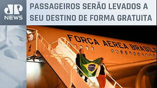 Avião com brasileiros vindos de Israel chega no Rio de Janeiro