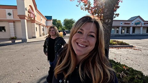 Antique Shopping Day with My Mom (+ Pretty Mini Garden Tour at one of the Shops)! 🥰🌿