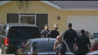 FBI agents execute search warrant at Florida home of Gabby Petito's fiancé, Brian Laundrie