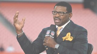 Michael Irvin Claims Unvaccinated NFL Players Don't Care About Winning