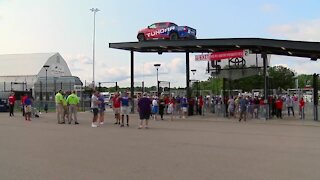 Buffalo Bills recommend fans arrive early at gates due to Highmark Stadium 'staffing challenges'